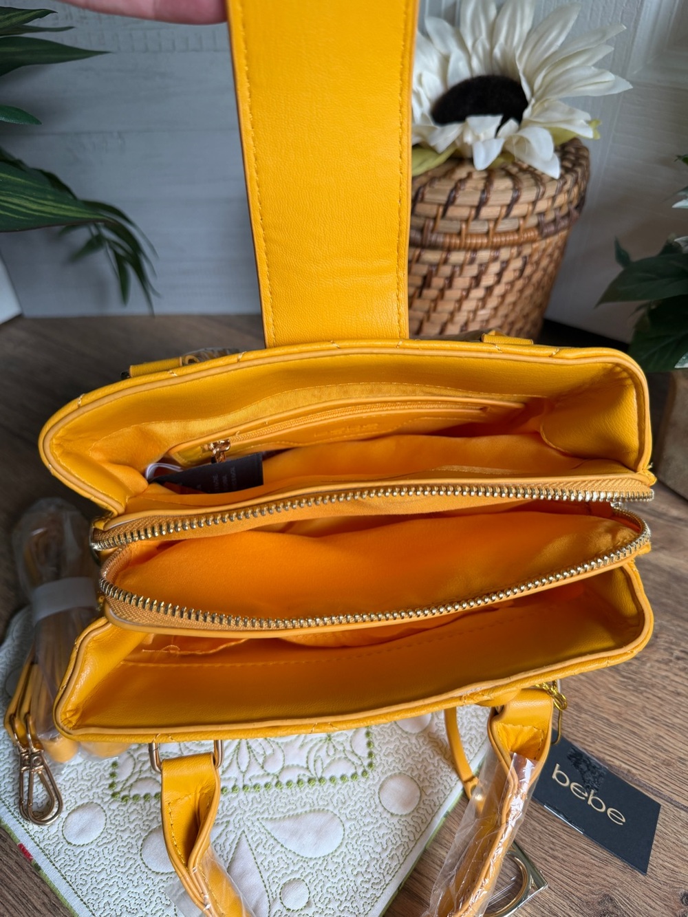 bebe Kellen Small VL Quilted Satchel Crossbody Bag in Sunflower Yellow – NWT - Picture 6 of 11